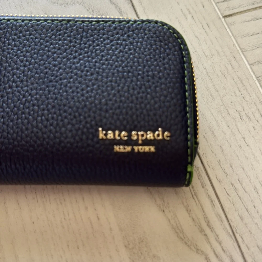 The Garden Small Slim Bifold Wallet - Picture 4 of 4